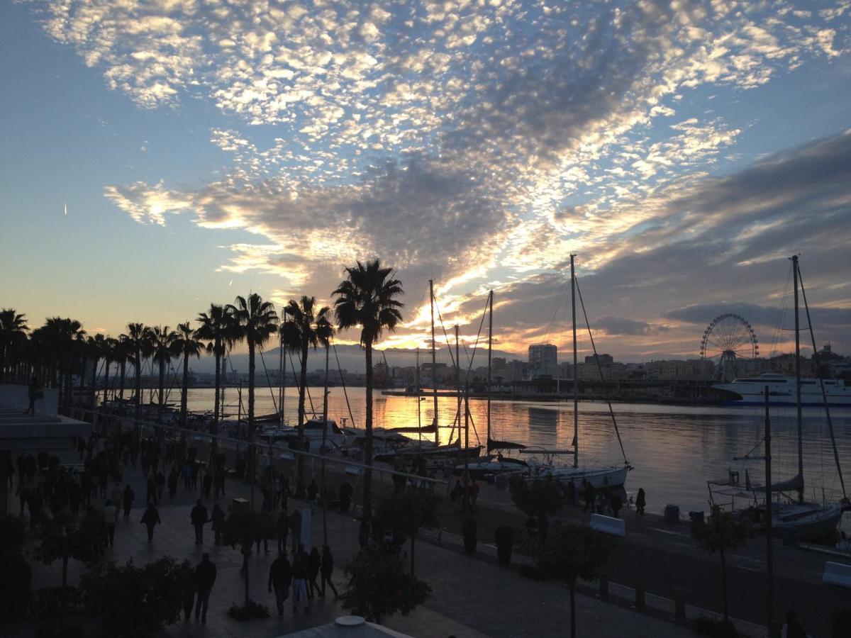 Malagueta Blue Beach Malaga Luaran gambar