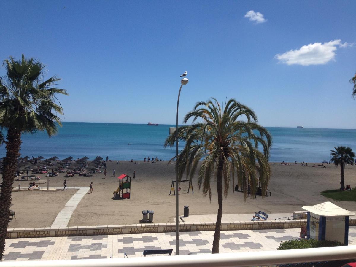 Malagueta Blue Beach Malaga Luaran gambar